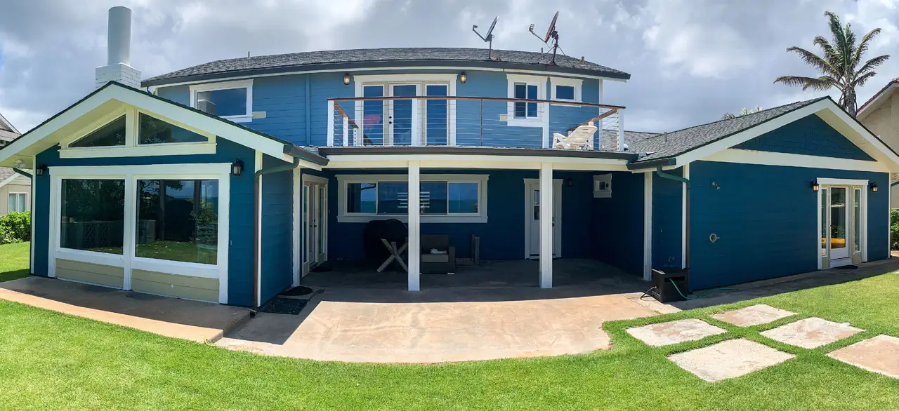 Custom picture windows framing a view in a Hawaii home